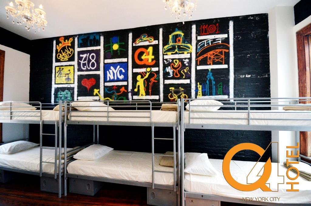 Q4 Hotel And Hostel New York Dış mekan fotoğraf